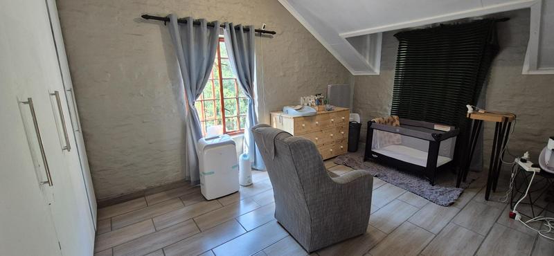 5 Bedroom Property for Sale in Cornwall Hill Gauteng