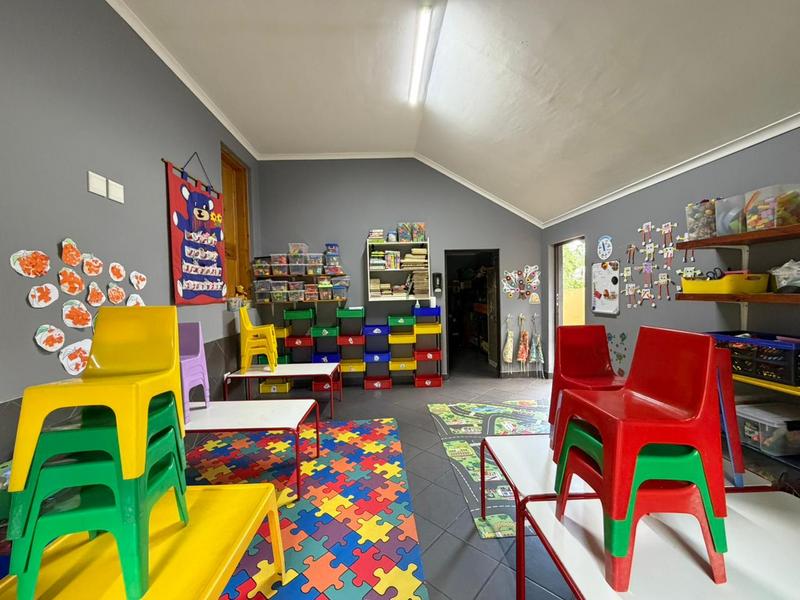 5 Bedroom Property for Sale in Blue Valley Golf Estate Gauteng