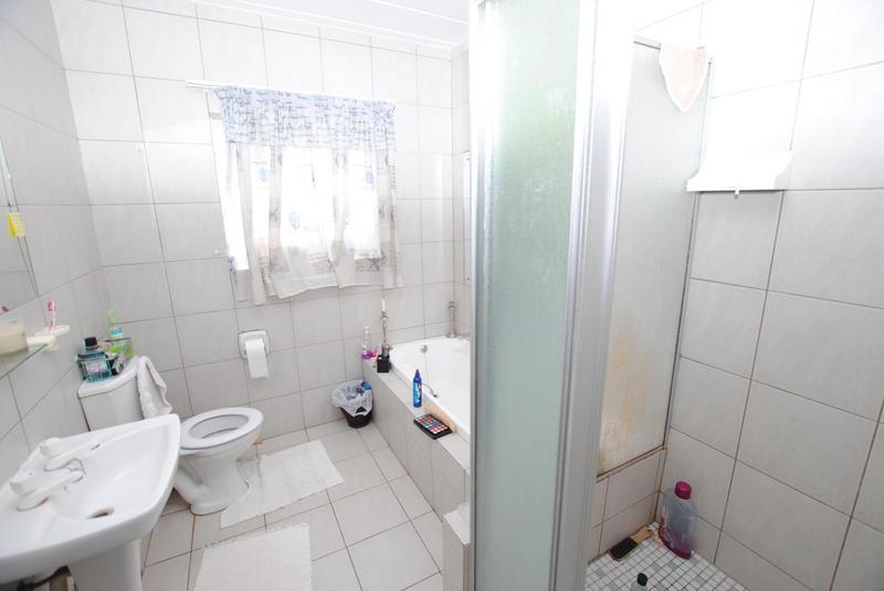 To Let 1 Bedroom Property for Rent in Rivonia Gauteng