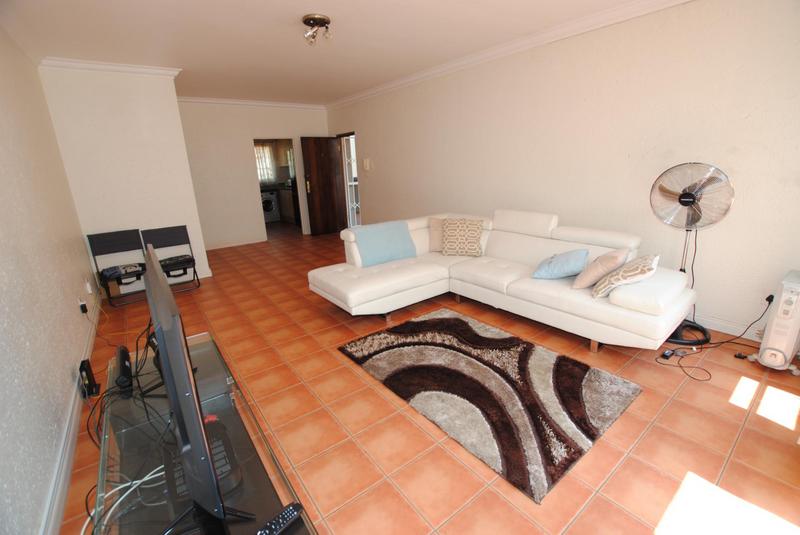 To Let 2 Bedroom Property for Rent in Rivonia Gauteng
