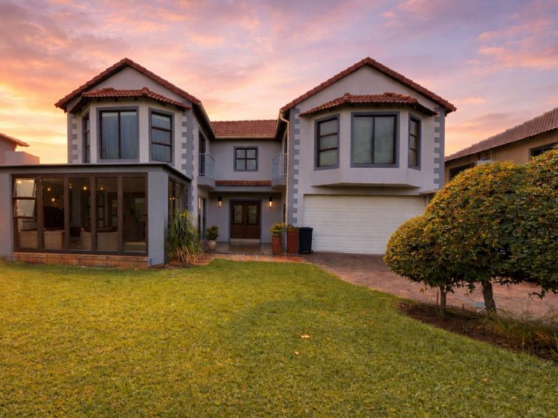 4 Bedroom Property for Sale in Glen Eagle Estate Gauteng