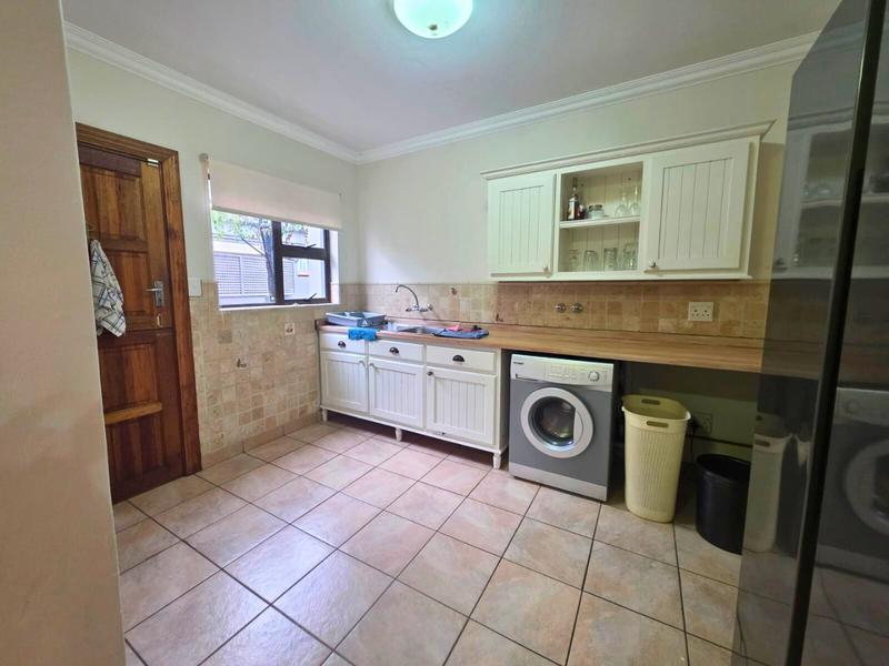 4 Bedroom Property for Sale in Glen Eagle Estate Gauteng