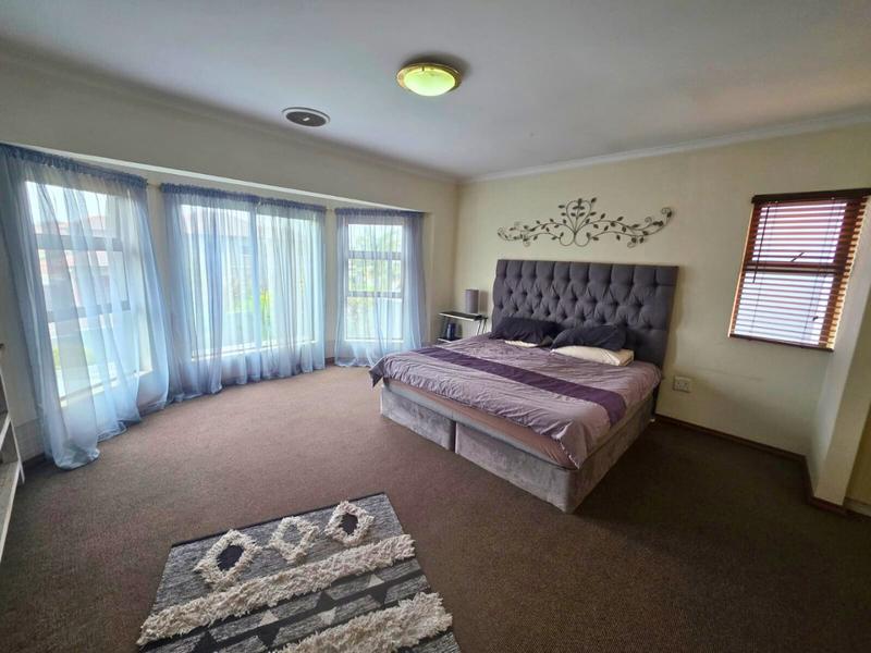 4 Bedroom Property for Sale in Glen Eagle Estate Gauteng
