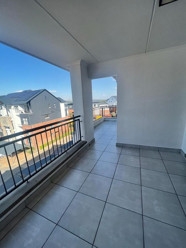 2 Bedroom Property for Sale in Silver Lakes Gauteng