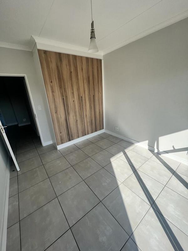 2 Bedroom Property for Sale in Silver Lakes Gauteng