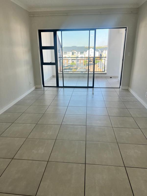 2 Bedroom Property for Sale in Silver Lakes Gauteng