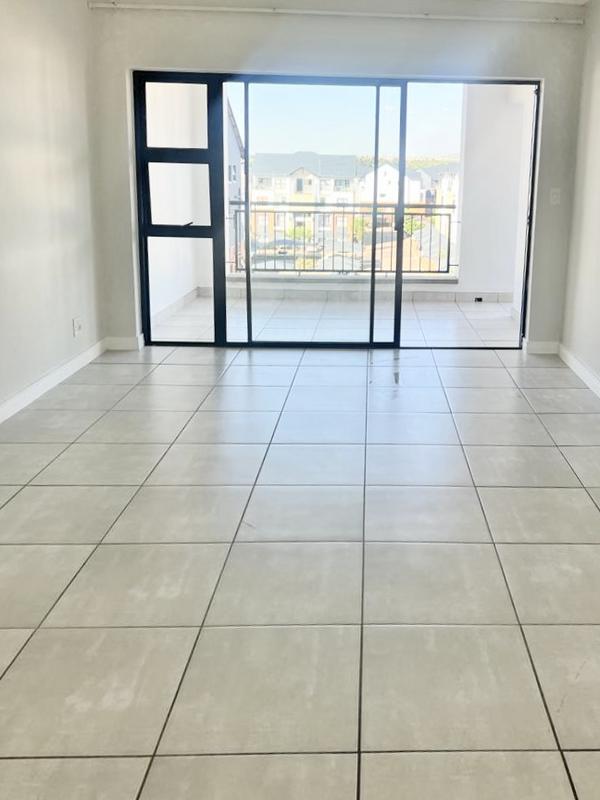 2 Bedroom Property for Sale in Silver Lakes Gauteng