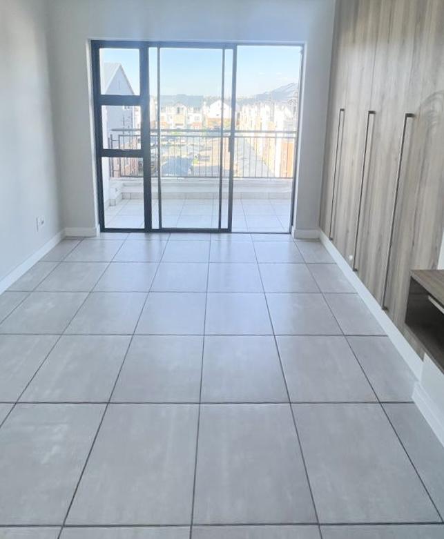 2 Bedroom Property for Sale in Silver Lakes Gauteng