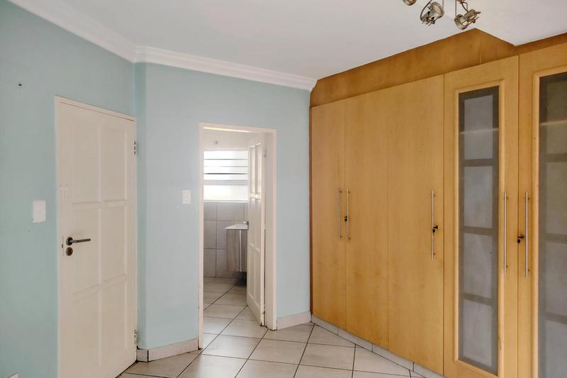 2 Bedroom Property for Sale in Bedfordview Gauteng