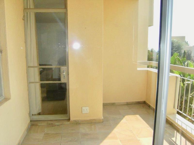 To Let 1 Bedroom Property for Rent in Sandhurst Gauteng