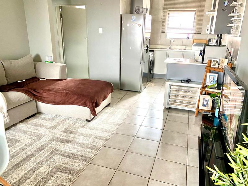2 Bedroom Property for Sale in Witpoortjie Gauteng