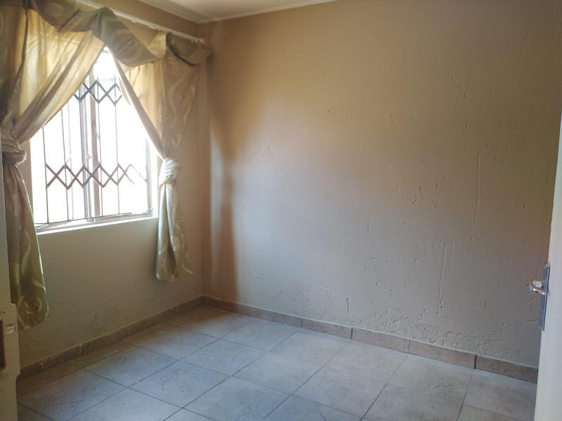 3 Bedroom Property for Sale in Protea Glen Gauteng