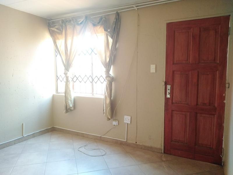 3 Bedroom Property for Sale in Protea Glen Gauteng
