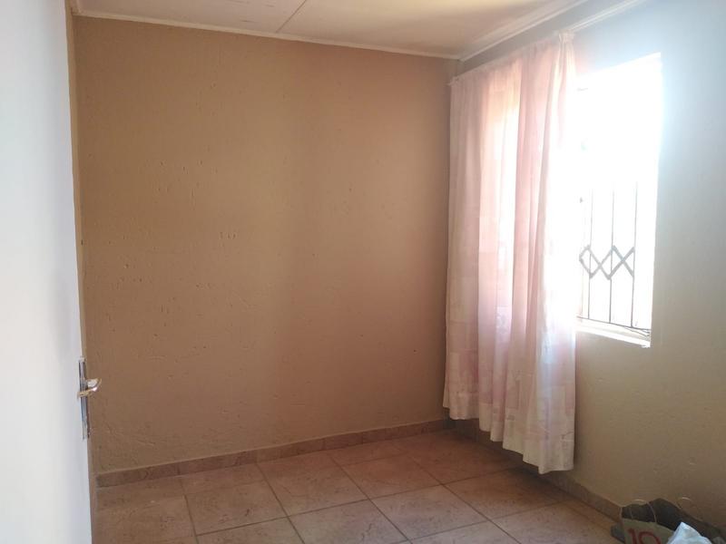 3 Bedroom Property for Sale in Protea Glen Gauteng