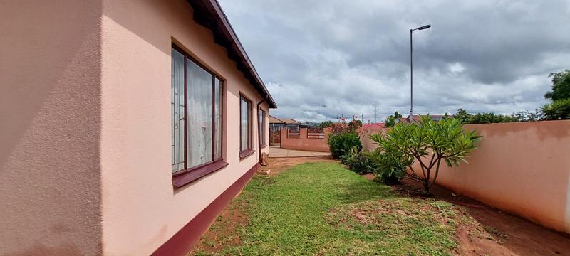 3 Bedroom Property for Sale in The Orchards Gauteng