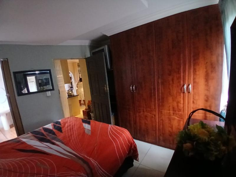 3 Bedroom Property for Sale in Rondebult Gauteng