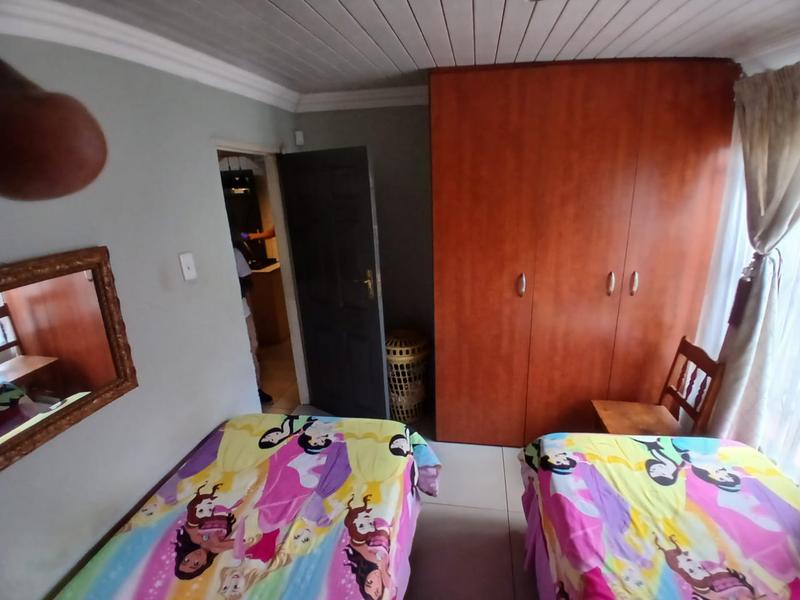3 Bedroom Property for Sale in Rondebult Gauteng