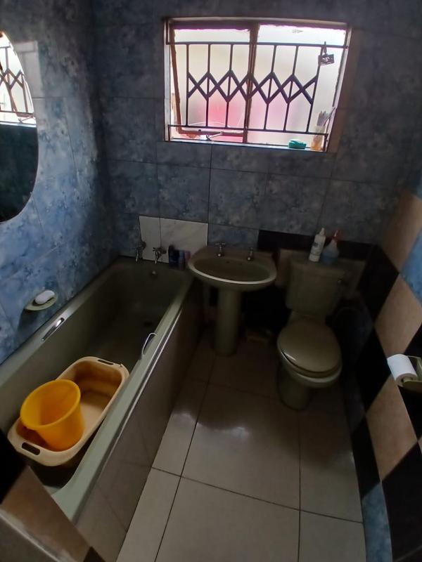 3 Bedroom Property for Sale in Rondebult Gauteng