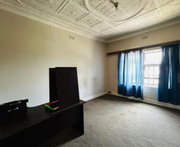 5 Bedroom Property for Sale in Geduld Gauteng