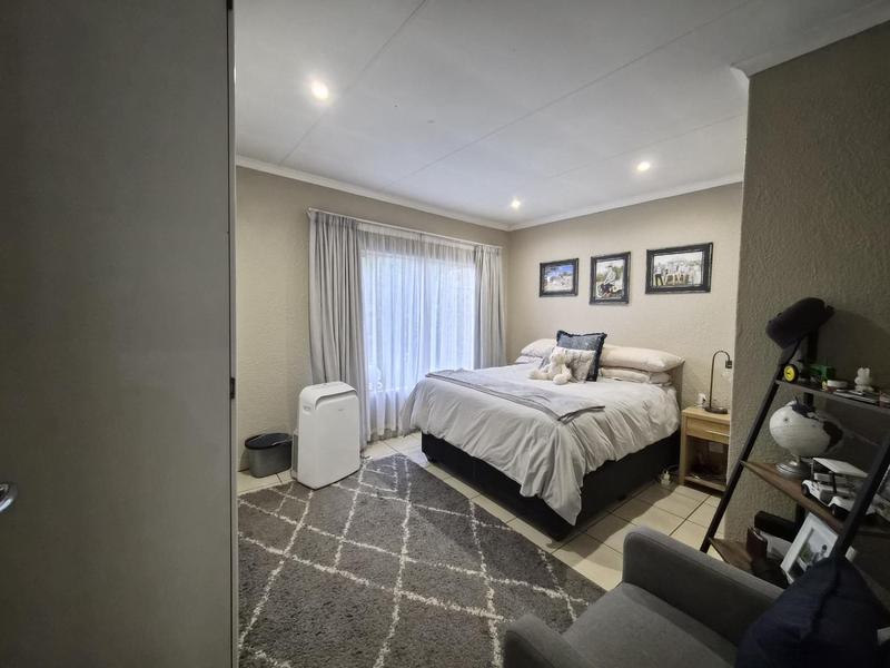 To Let 2 Bedroom Property for Rent in Annlin Gauteng