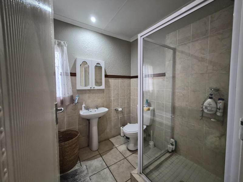 To Let 2 Bedroom Property for Rent in Annlin Gauteng