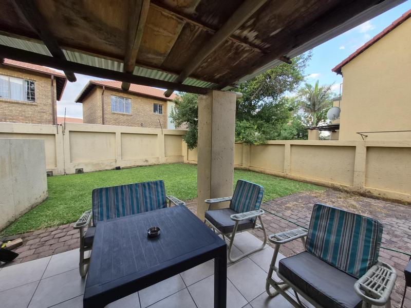To Let 2 Bedroom Property for Rent in Annlin Gauteng