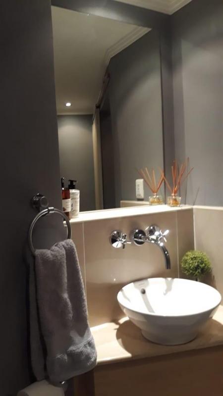 To Let 1 Bedroom Property for Rent in Sandown Gauteng