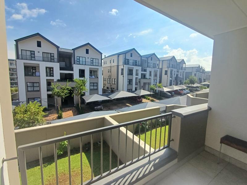 To Let 2 Bedroom Property for Rent in Waterfall Gauteng