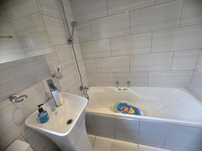 To Let 2 Bedroom Property for Rent in Eldoraigne Gauteng