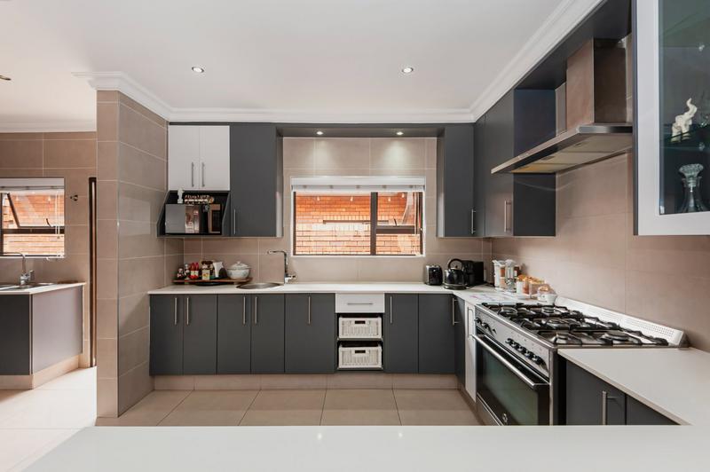 3 Bedroom Property for Sale in New Redruth Gauteng