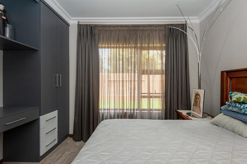 3 Bedroom Property for Sale in New Redruth Gauteng