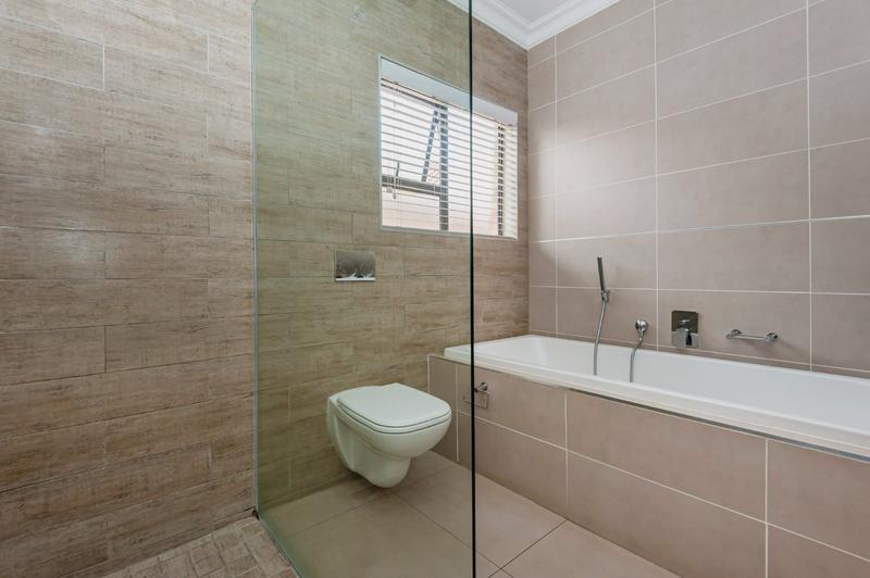 3 Bedroom Property for Sale in New Redruth Gauteng