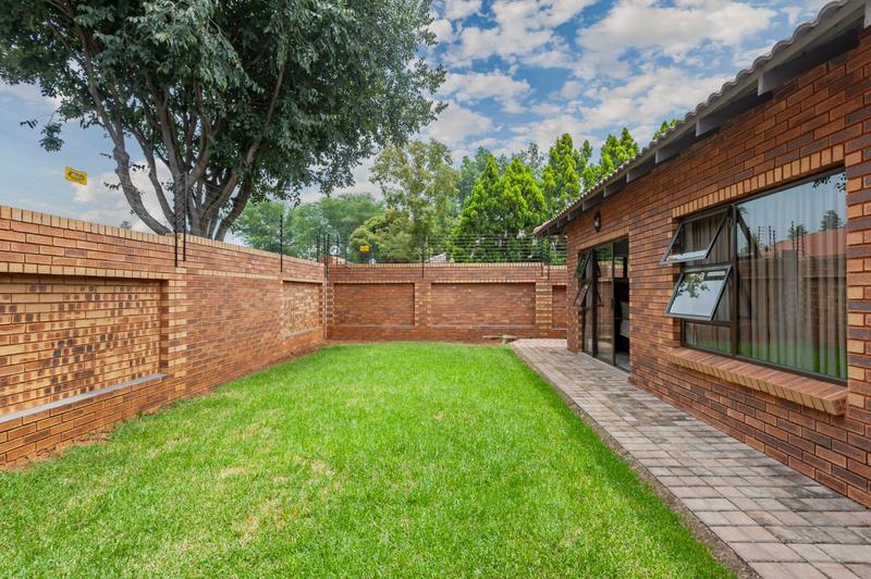 3 Bedroom Property for Sale in New Redruth Gauteng