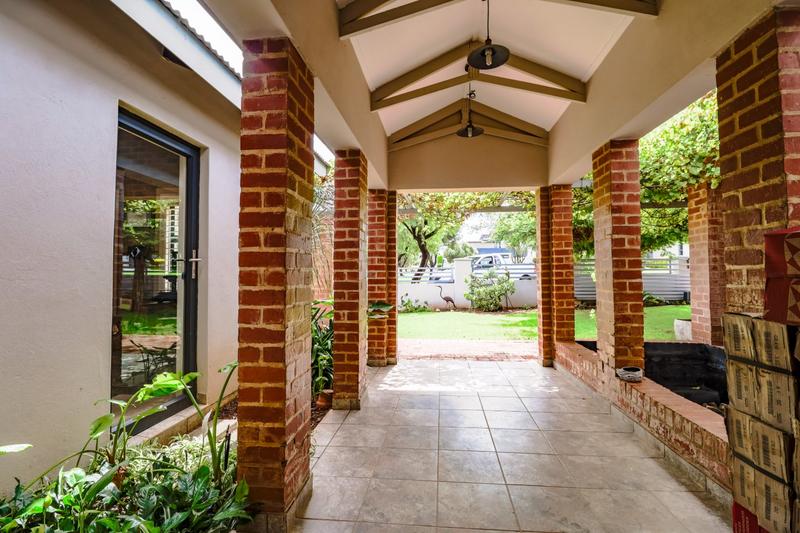 3 Bedroom Property for Sale in Copperleaf Estate Gauteng