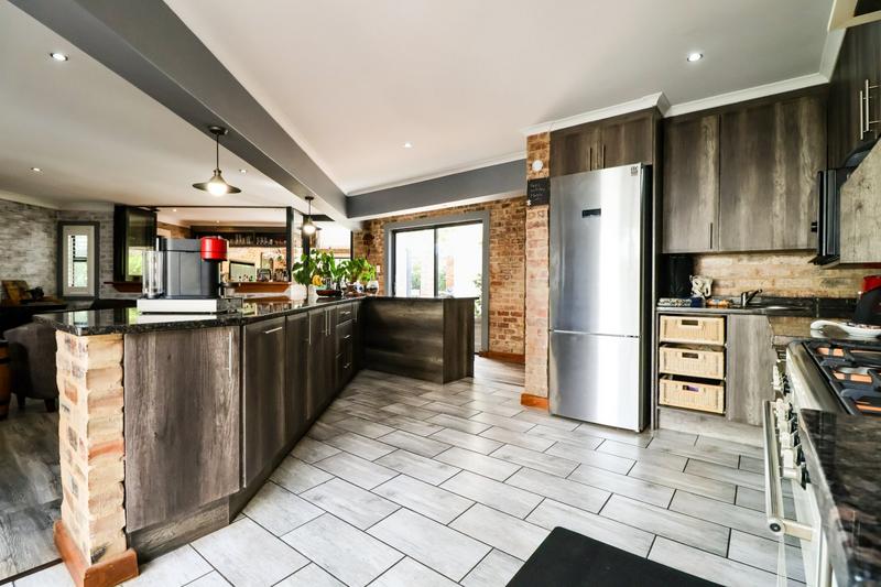 3 Bedroom Property for Sale in Copperleaf Estate Gauteng