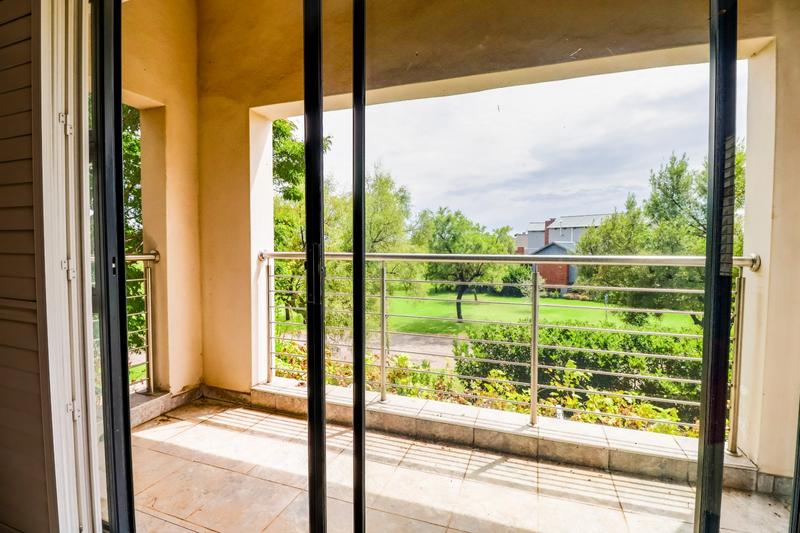 3 Bedroom Property for Sale in Copperleaf Estate Gauteng