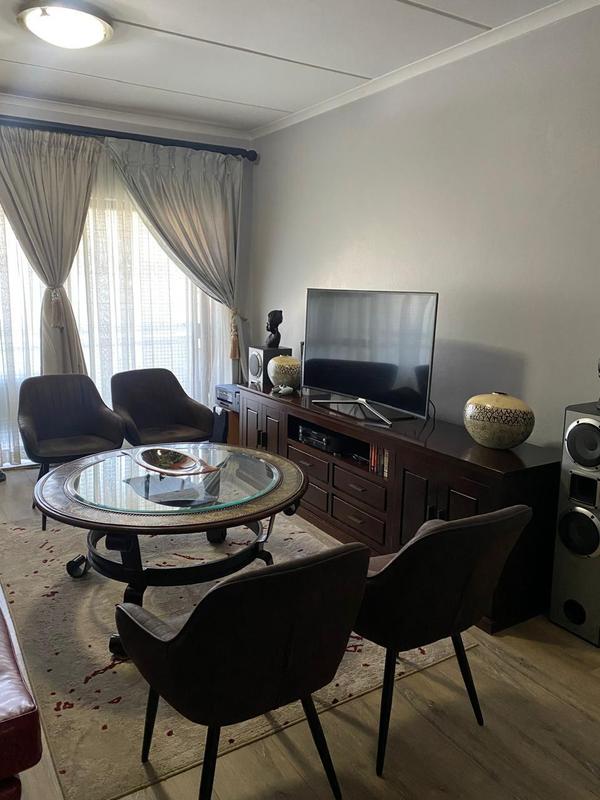To Let 2 Bedroom Property for Rent in Noordwyk Gauteng