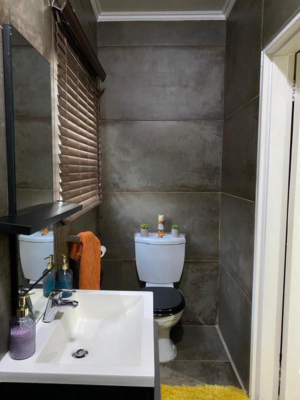 To Let 2 Bedroom Property for Rent in Noordwyk Gauteng