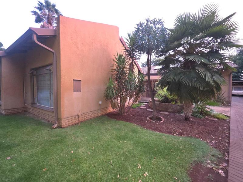 4 Bedroom Property for Sale in Golf Park Gauteng
