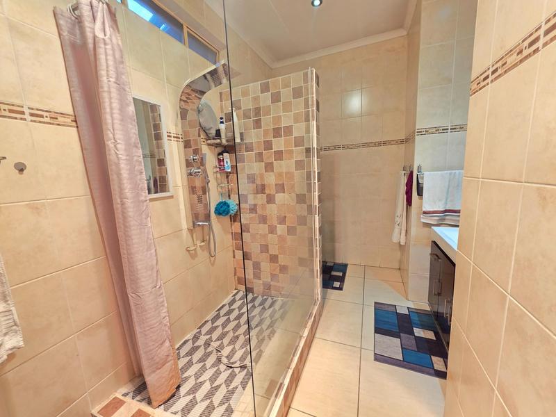 4 Bedroom Property for Sale in Golf Park Gauteng