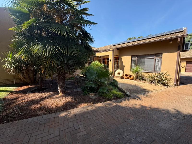 4 Bedroom Property for Sale in Golf Park Gauteng