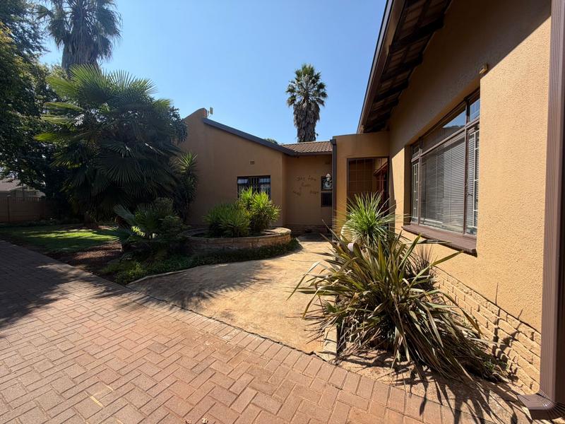 4 Bedroom Property for Sale in Golf Park Gauteng