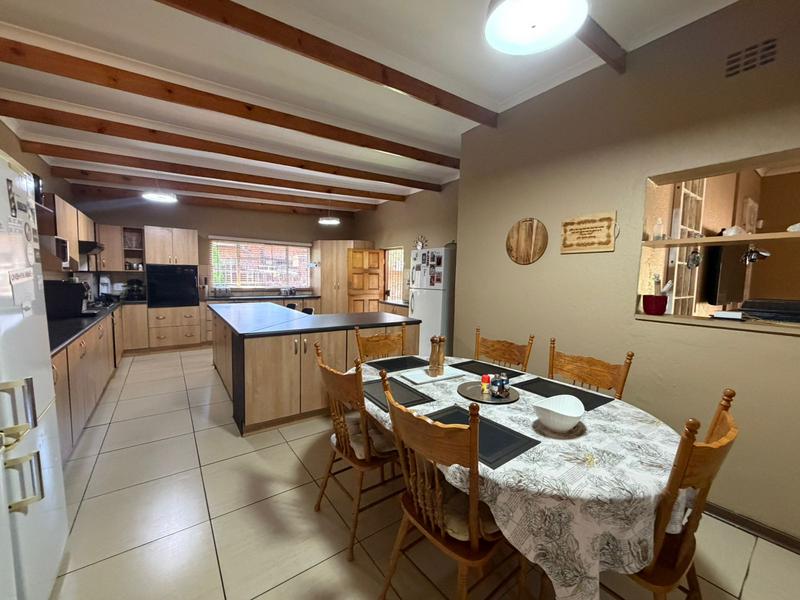 4 Bedroom Property for Sale in Golf Park Gauteng