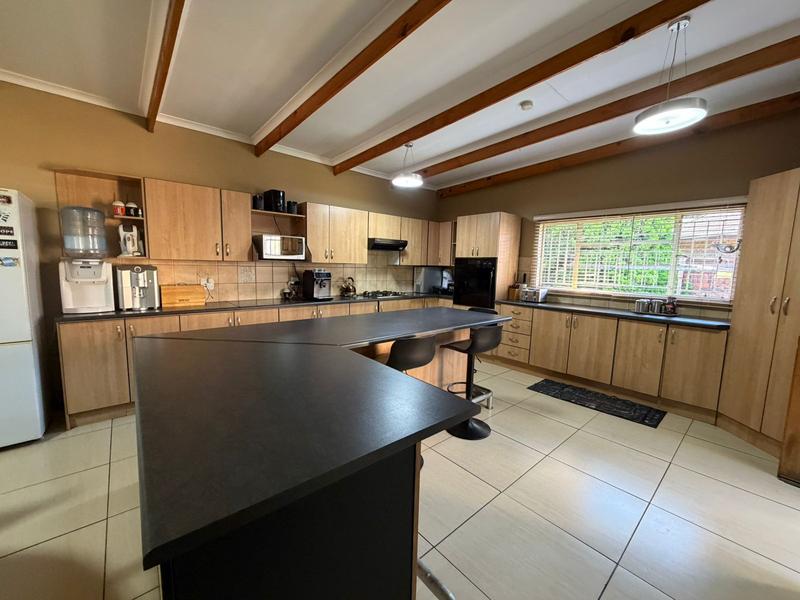 4 Bedroom Property for Sale in Golf Park Gauteng