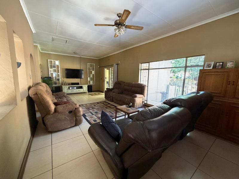 4 Bedroom Property for Sale in Golf Park Gauteng