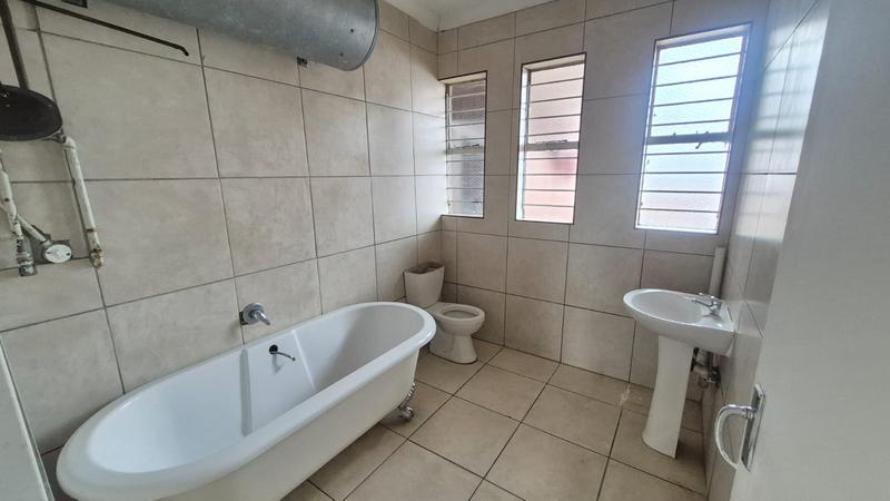 2 Bedroom Property for Sale in Krugersdorp Gauteng