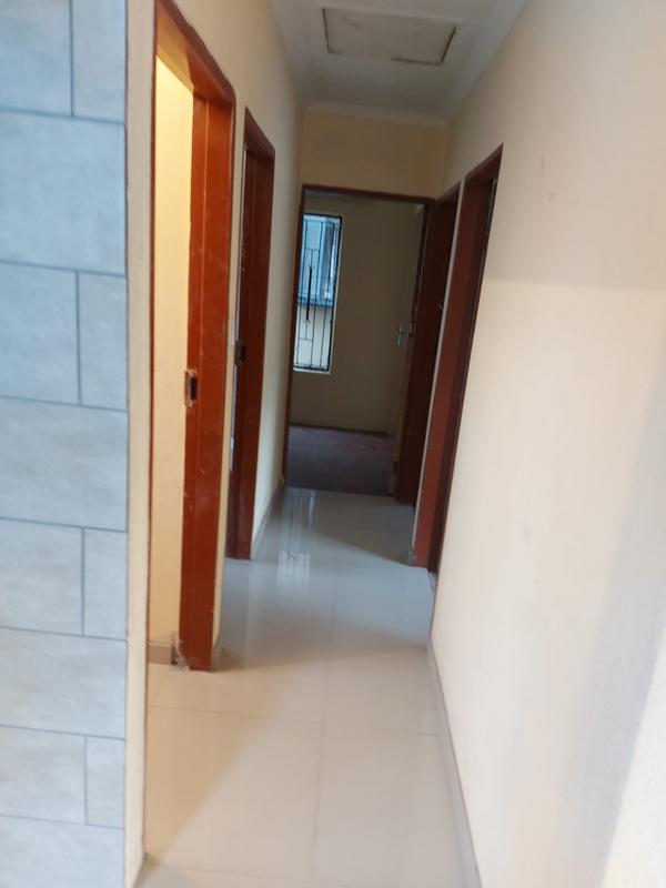 To Let 3 Bedroom Property for Rent in Ebony Park Gauteng