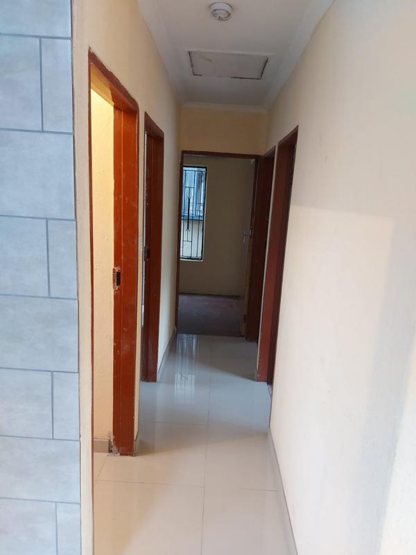 To Let 3 Bedroom Property for Rent in Ebony Park Gauteng