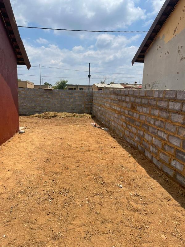 2 Bedroom Property for Sale in Drieziek Gauteng