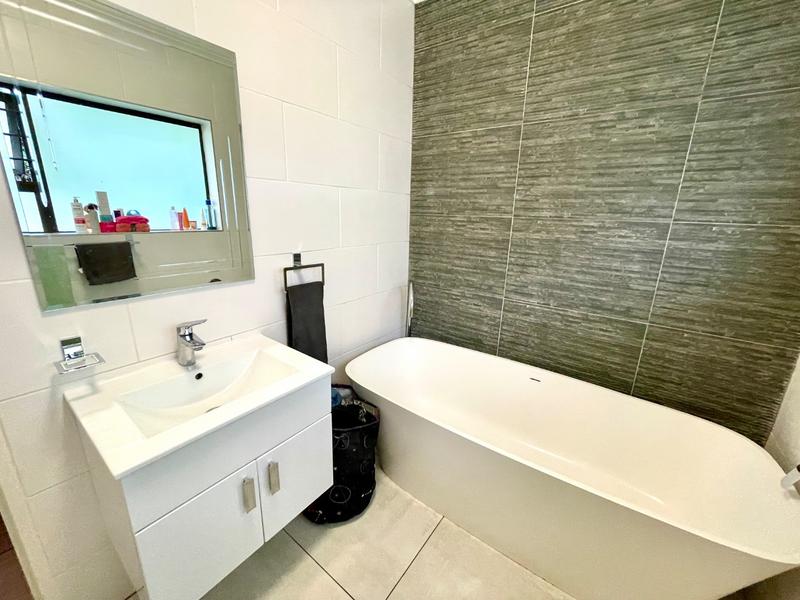 3 Bedroom Property for Sale in Rant En Dal Gauteng